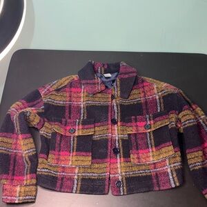 Nordstrom kids Plaid Cropped Jacket lined 
Bundle any girls items and save big
